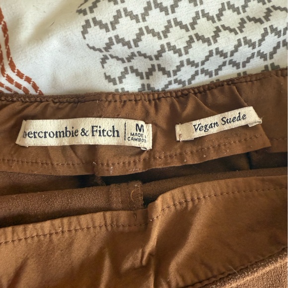 Abercrombie & Fitch Vegan Suede Skirt in Rich Brown - Picture 3 of 3